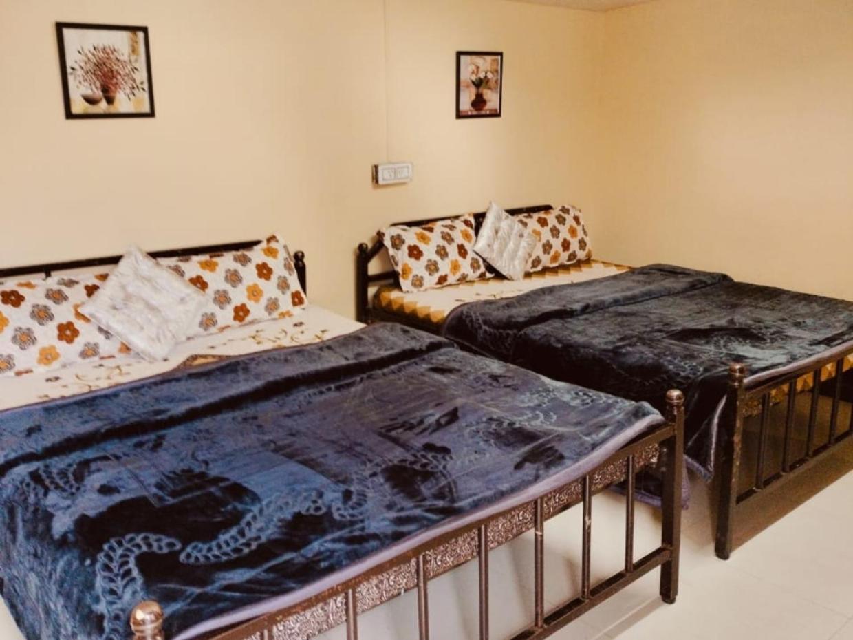 Hrs Budget Rooms 우티 외부 사진